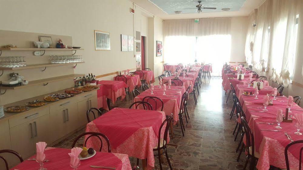 Hotel Venere Rimini Dış mekan fotoğraf
